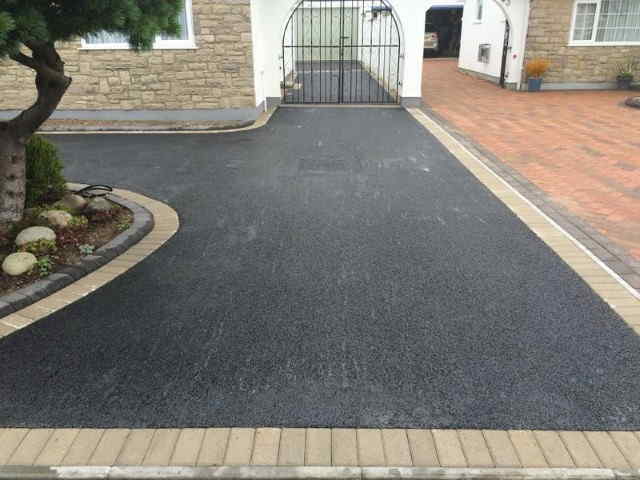 Tarmac With Edgings